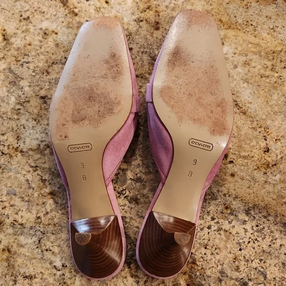 Coach Pink Suede Mule Sandals. Buckle - Picture 13 of 16